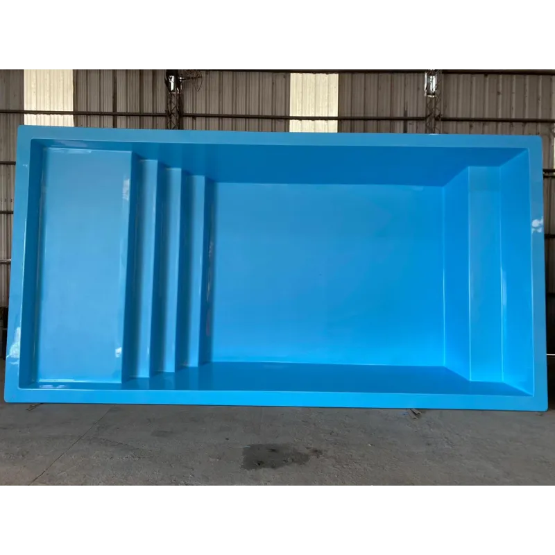 Pileta de fibra con Solarium humedo