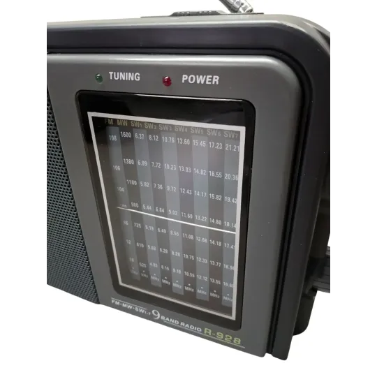 RADIO UNISEF 9 BANDAS AM/FM R-928